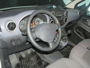 Peugeot Partner Furgon Confort L1 1.6 HDi 75 - Foto 7