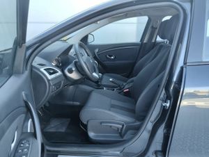 Renault Megane Dynamique 1.5dCi 105cv eco2 - Foto 8