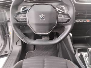Peugeot 2008 Allure BlueHDI 130 SS EAT8 - Foto 11