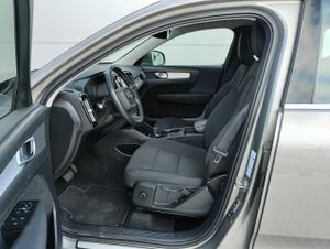 Volvo XC40 1.5 T5 Twin Recharge Inscription Ex Auto - Foto 8