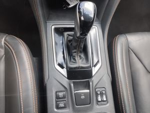 Subaru XV 2.0i Hybrid CVT Sport Plus - Foto 13