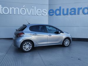 Peugeot 208 5p Signature 1.2 PureTech 82 S&S - Foto 4