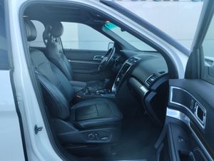 Ford Explorer 2261 LIMITED AWD 280CV - Foto 9