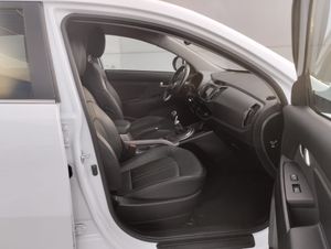 Kia Sportage 1.6 GDi 135 CV X-Tech 4x2 Eco-Dynamics - Foto 9