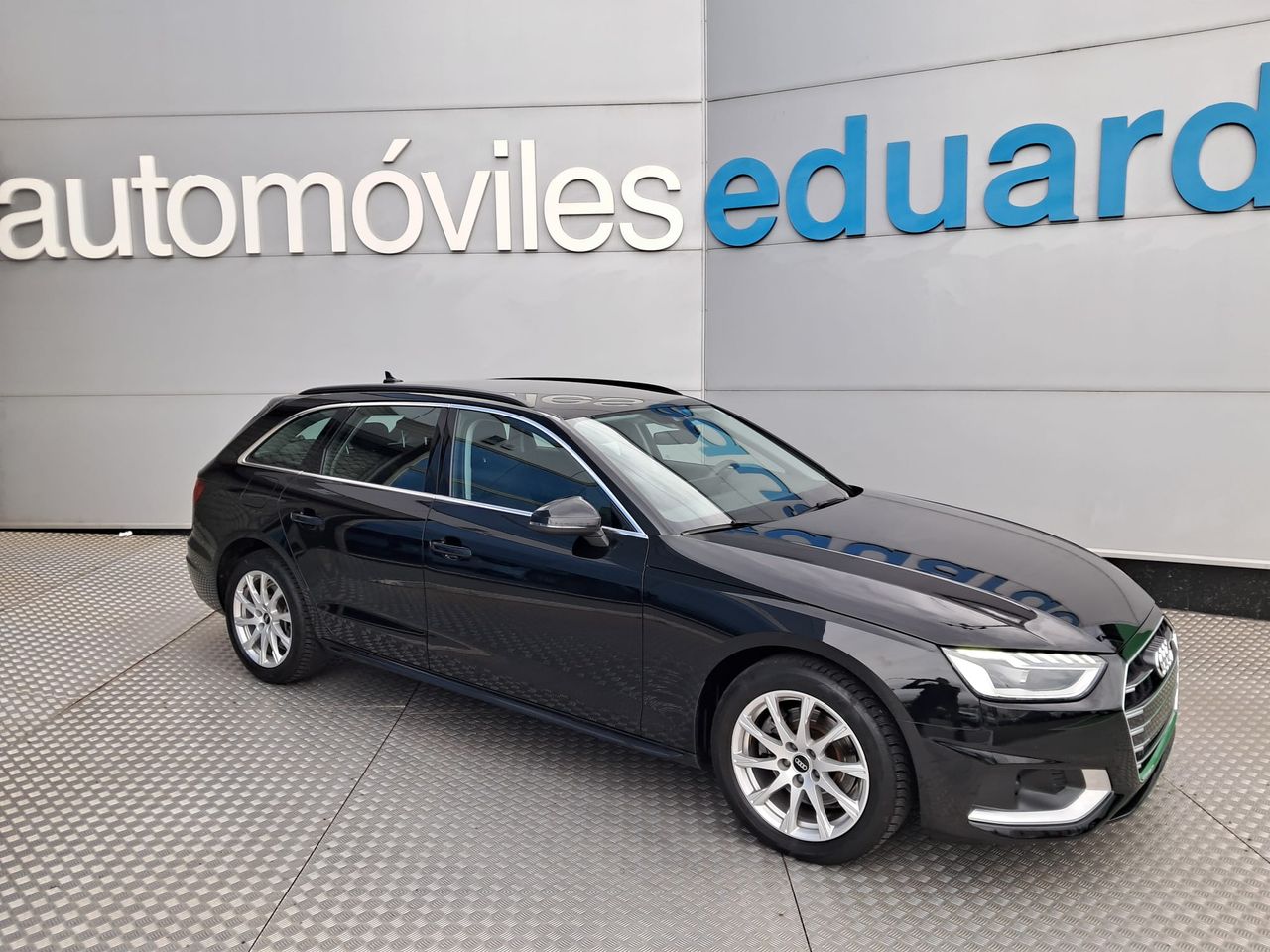 Audi A4 A4 Avant 30 TDI 136 S tronic Business line - Foto 1