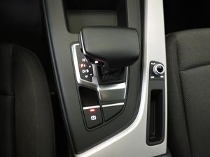 Audi A4 A4 Avant 30 TDI 136 S tronic Business line - Foto 14