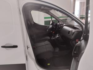 Peugeot Partner L1 PREMIUM PACK 1.6 HDI 100CV BVM5 E6 - Foto 9