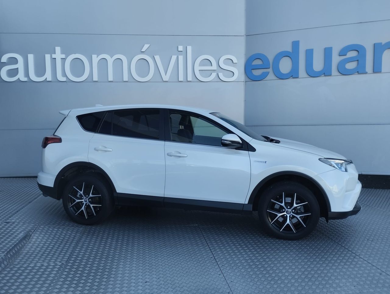 Toyota Rav4 RAV4 2.5I HYBRID FEEL 143CV 2WD - Foto 1