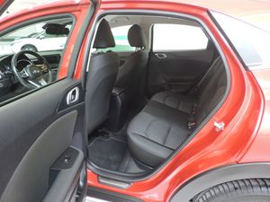 Kia XCeed XCEED 1.0 T-GDI CONCEPT 120CV - Foto 11