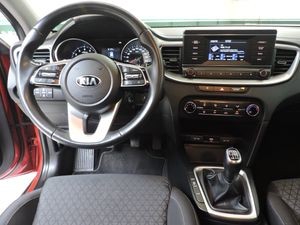 Kia XCeed XCEED 1.0 T-GDI CONCEPT 120CV - Foto 7