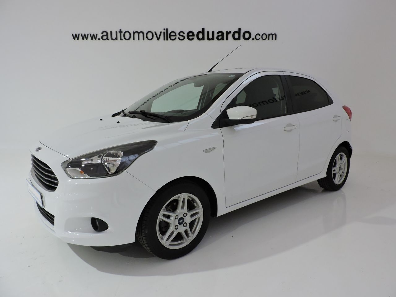 Ford Ka KA+ Ultimate 1.19 Ti-VCT 63 kW (85 CV) - Foto 1