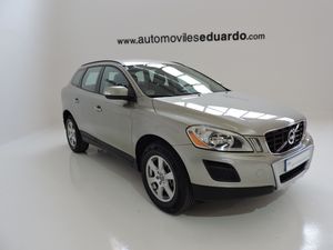 Volvo XC60 Kinetic D3 Aut. - Foto 3