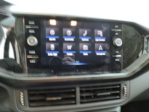 Volkswagen T-Cross 1.0 TSI 115cv DSG Advance - Foto 9
