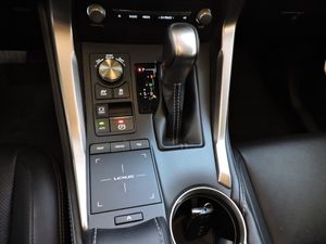 Lexus NX NX 300H Luxe 4WD AUTO - Foto 14