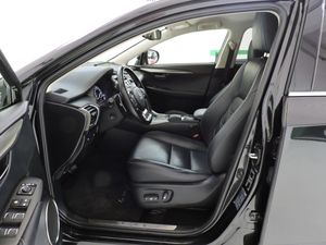 Lexus NX NX 300H Luxe 4WD AUTO - Foto 13