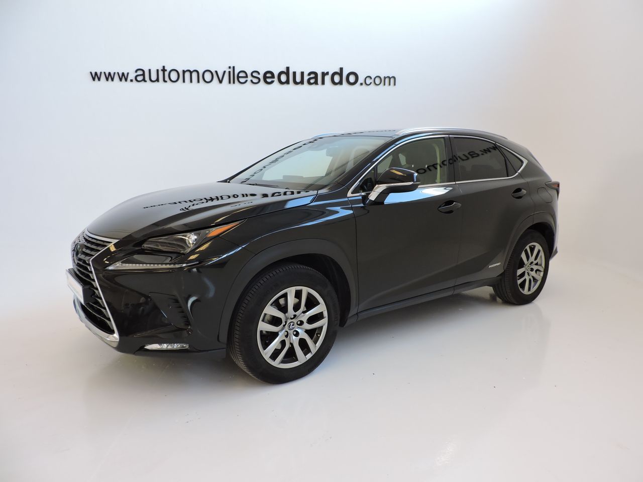 Lexus NX NX 300H Luxe 4WD AUTO - Foto 1