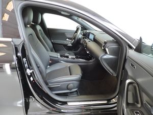 Mercedes CLA CLA 180 Business Solution Aut. 4p - Foto 9