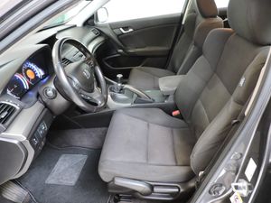 Honda Accord Sedán 2.2 i-DTEC Elegance - Foto 8
