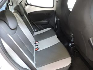 Toyota Aygo 5p 70 x-play - Foto 11