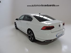 Volkswagen Passat PASSAT 2.0TDI R-Line 150CV 4p - Foto 6