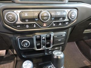 Jeep Wrangler 2.0T UNLIMITED 80TH ANNIVERSARY AUTO 4WD - Foto 9