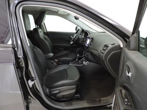 Jeep Compass JEEP Compass 1.3 PHEV Limited 4x4 Aut. - Foto 13
