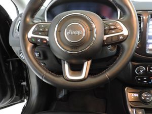 Jeep Compass 1.3 PHEV Limited 4xe Aut. - Foto 9