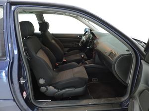 Volkswagen Golf 1.8 GTI Edicion Especial 150CV - Foto 9