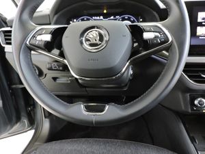 Skoda Kamiq Kamiq 1.6 TDI 85kW 115CV DSG7 Style - Foto 11