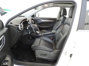 MG ZS EV Luxury - Foto 8