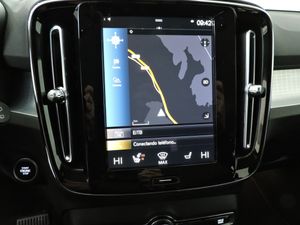 Volvo XC40 1.5 T4 PHEV 129CV INSCRIPTION EXPRESSION 5P - Foto 10