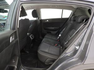 Kia Sportage 1.6 MHEV Business 136CV 4x2 - Foto 10