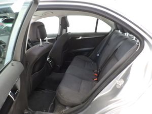 Mercedes Clase C C 180 K BlueEFFICIENCY Berlina - Foto 10