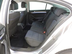 Volkswagen Passat 1.4 TSI GTE Business DSG 4p - Foto 10
