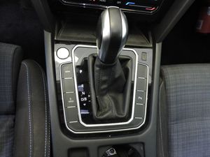 Volkswagen Passat 1.4 TSI GTE Business DSG 4p - Foto 12