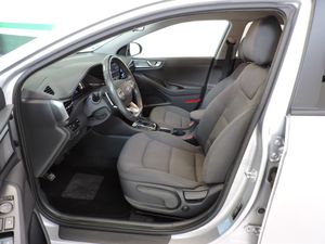 Hyundai IONIQ Híbrido 1.6 GDI 104 kW (141 CV) DCT Klass - Foto 8