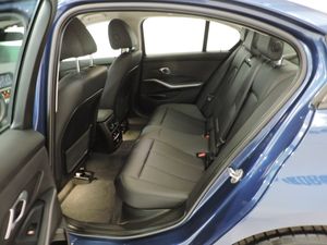 BMW Serie 3 318d - Foto 10