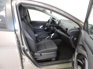 Toyota Yaris YARIS Berline Hybrid 116CV France Business Stage Academy - Foto 9