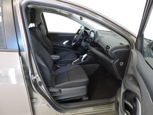 Toyota Yaris YARIS Berline Hybrid 116CV France Business Stage Academy - Foto 9