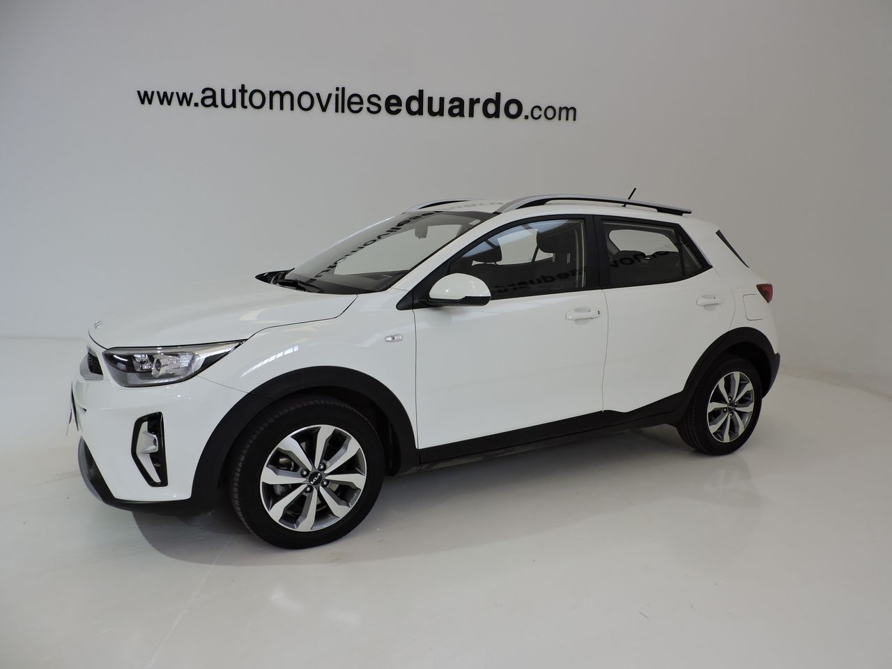 Kia Stonic 1.0 TGDI MHEV - Foto 1