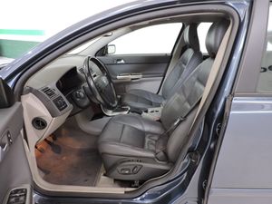 Volvo S40 1.8 Momentum - Foto 8