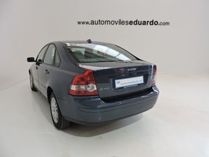 Volvo S40 1.8 Momentum - Foto 6