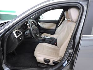 BMW Serie 3 320d Berlina Aut. - Foto 8