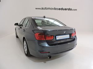 BMW Serie 3 320d Berlina Aut. - Foto 6