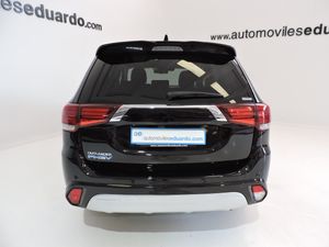 Mitsubishi Outlander PHEV Kaiteki 4WD - Foto 5