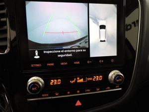 Mitsubishi Outlander PHEV Kaiteki 4WD - Foto 9