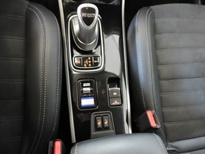 Mitsubishi Outlander PHEV Kaiteki 4WD - Foto 11