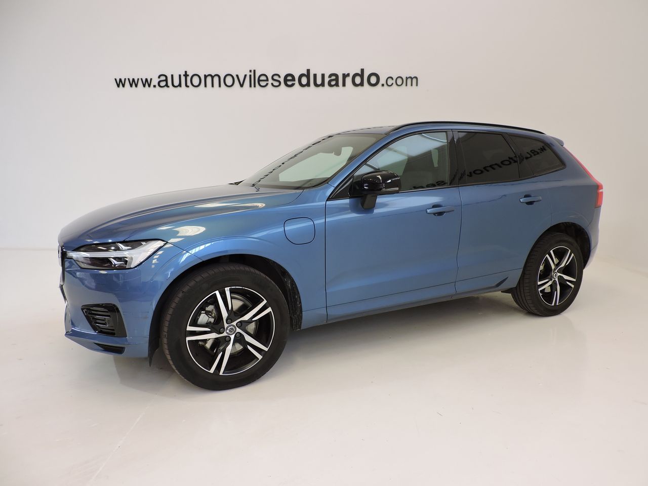 Volvo XC60 T6 AWD Recharge R-Design - Foto 1