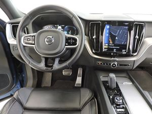 Volvo XC60 T6 AWD Recharge R-Design - Foto 7