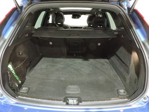 Volvo XC60 T6 AWD Recharge R-Design - Foto 17